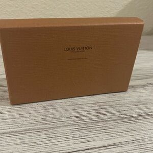 LOUIS VUITTON Tan Gift Box with Debossed Logo